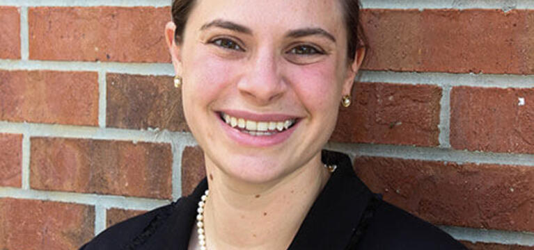 Dr. Amanda Hill 