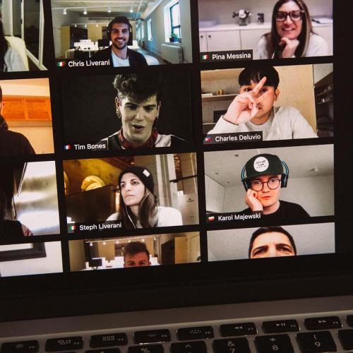 Photo: Virtual Meeting